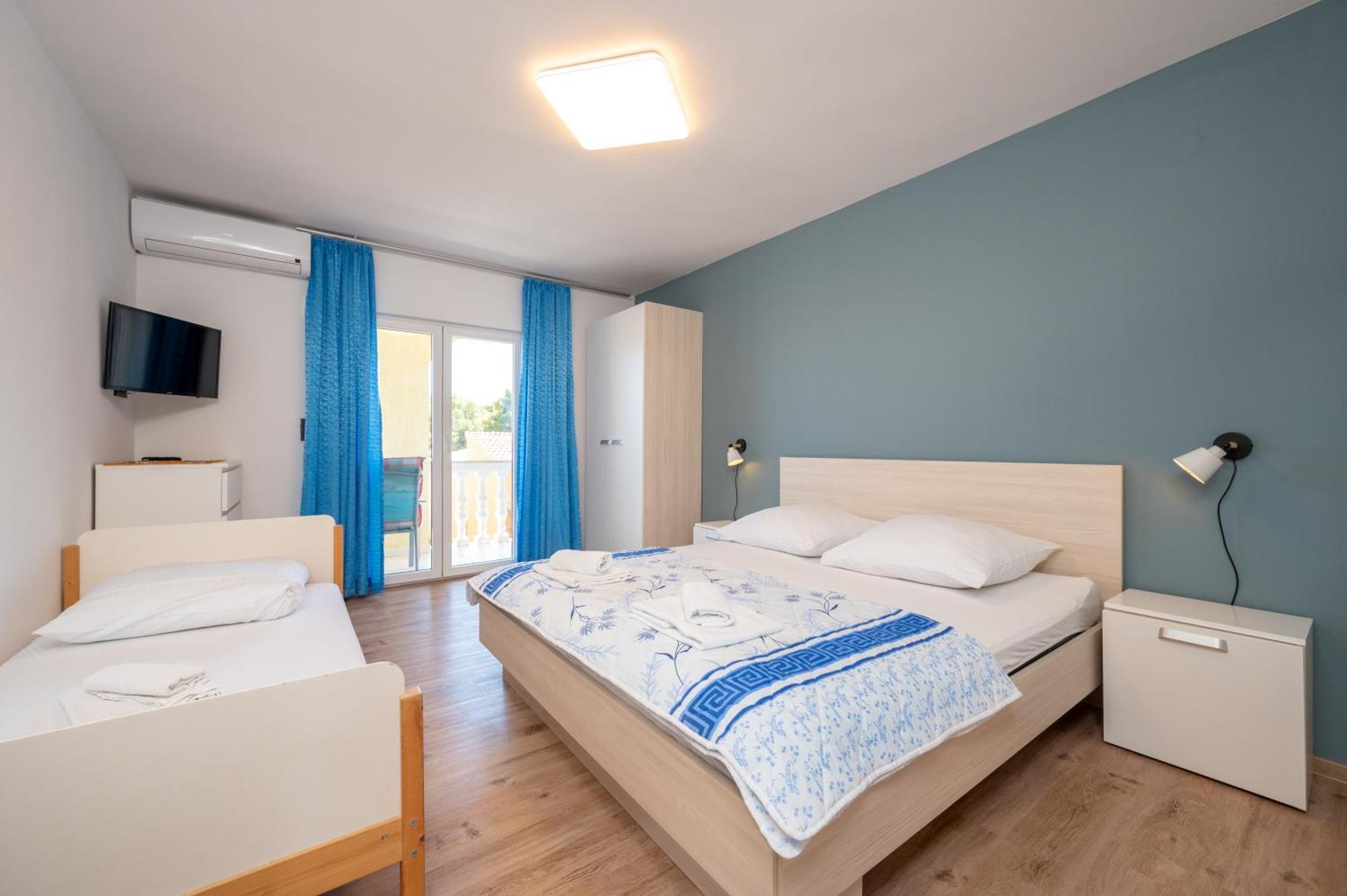 Apartments Zdravko Trogir Kültér fotó