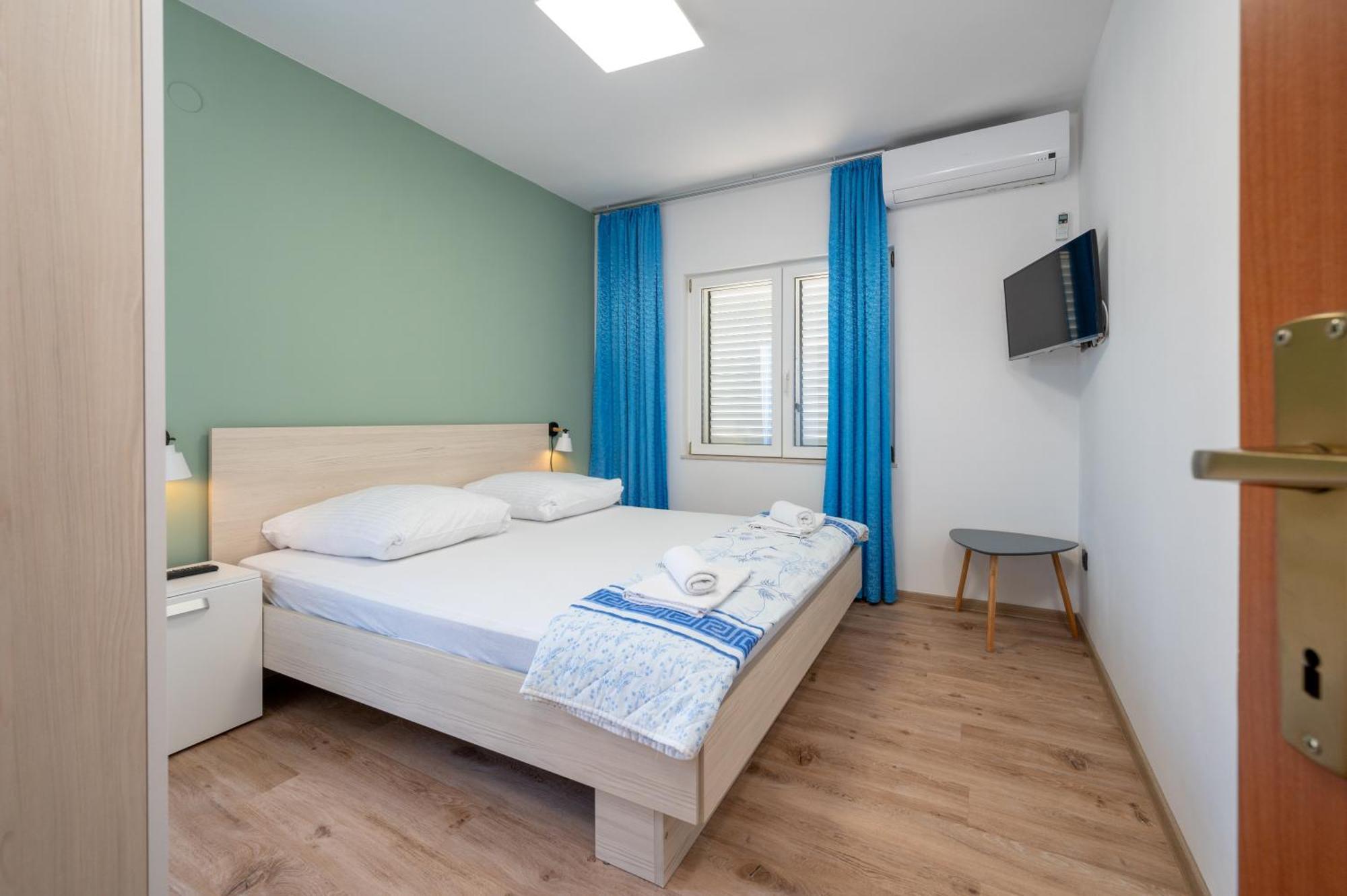 Apartments Zdravko Trogir Kültér fotó