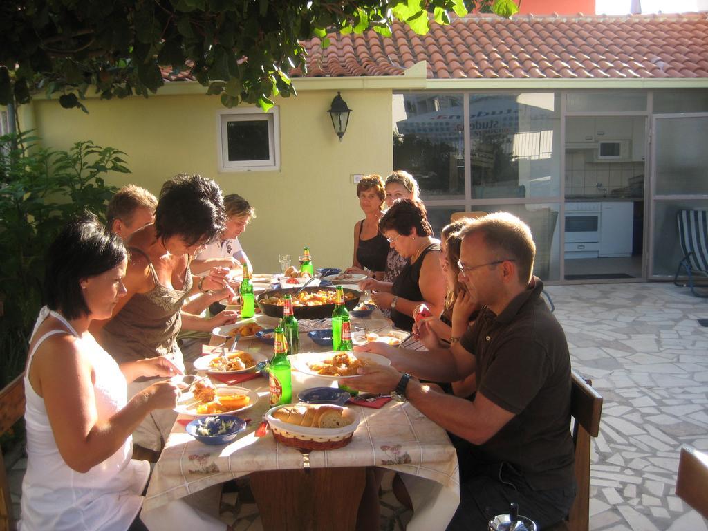 Apartments Zdravko Trogir Kültér fotó