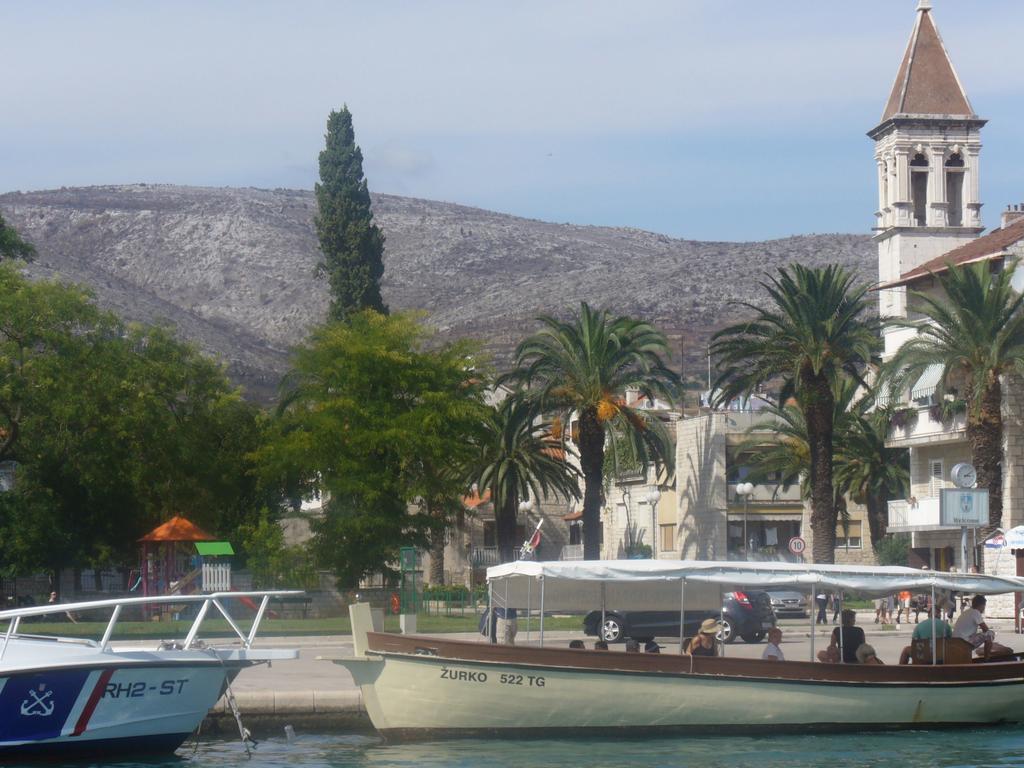 Apartments Zdravko Trogir Kültér fotó