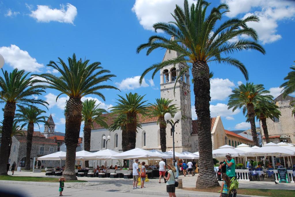 Apartments Zdravko Trogir Kültér fotó